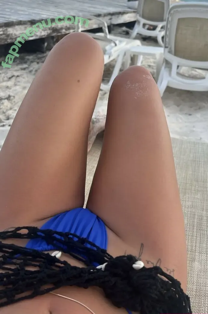 Jjjjennaa nude photo #0030 (Jjjjennaa)
