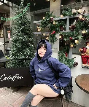 jjryhs / jade nguyen nude photo #0008