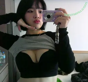 jjryhs / jade nguyen nude photo #0038