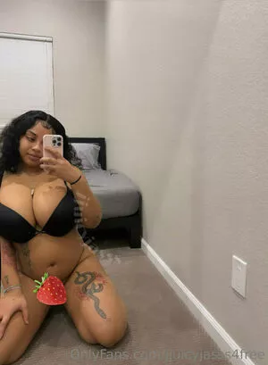 jjuicyjasss4free / juicyjasofficial nude photo #0006