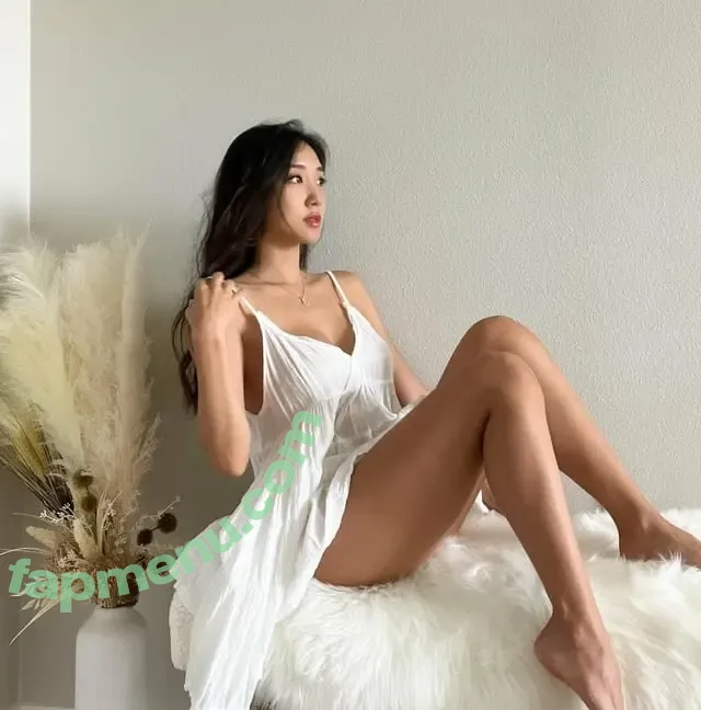 Jjuubaby nude photo #0004 (Jjubaby / adore.jenny)