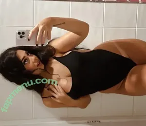  nude photo #0005