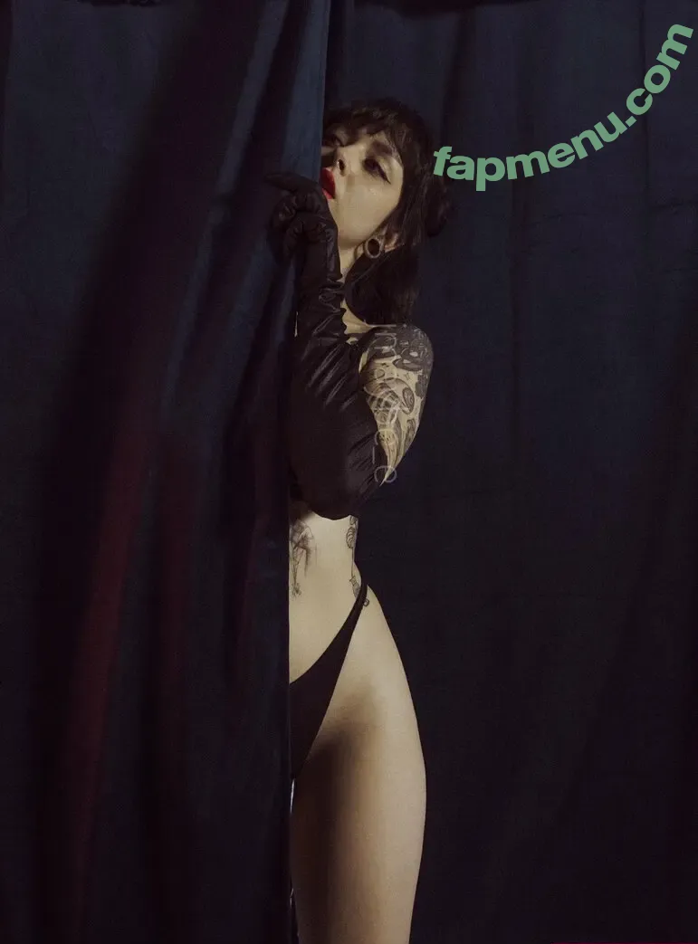 jmaybe_efree nude photo #0002 (jmaybe_e)