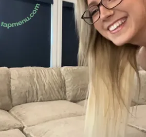  nude photo #0002