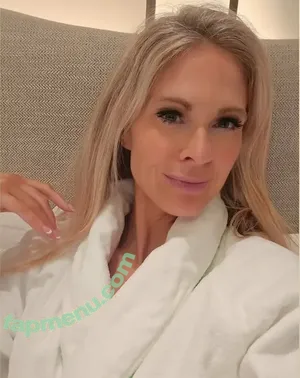 Jo Blythe / ITV Weather Presenter / joannablythe nude photo #0171