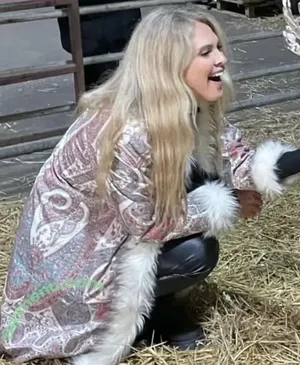 Jo Blythe / ITV Weather Presenter / joannablythe nude photo #0187