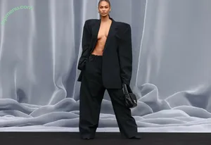 Joan Smalls / joansmalls nude photo #0002