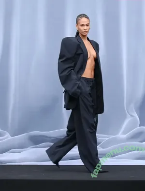 Joan Smalls / joansmalls nude photo #0011