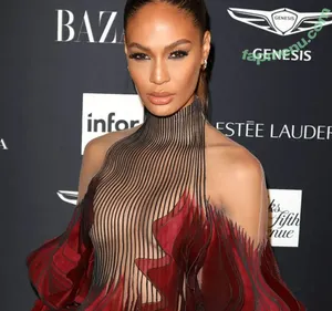 Joan Smalls / joansmalls nude photo #0018
