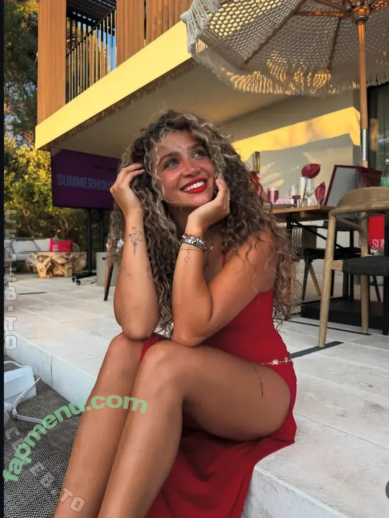 Joana Salamone nude photo #0197 (joana.salamone)