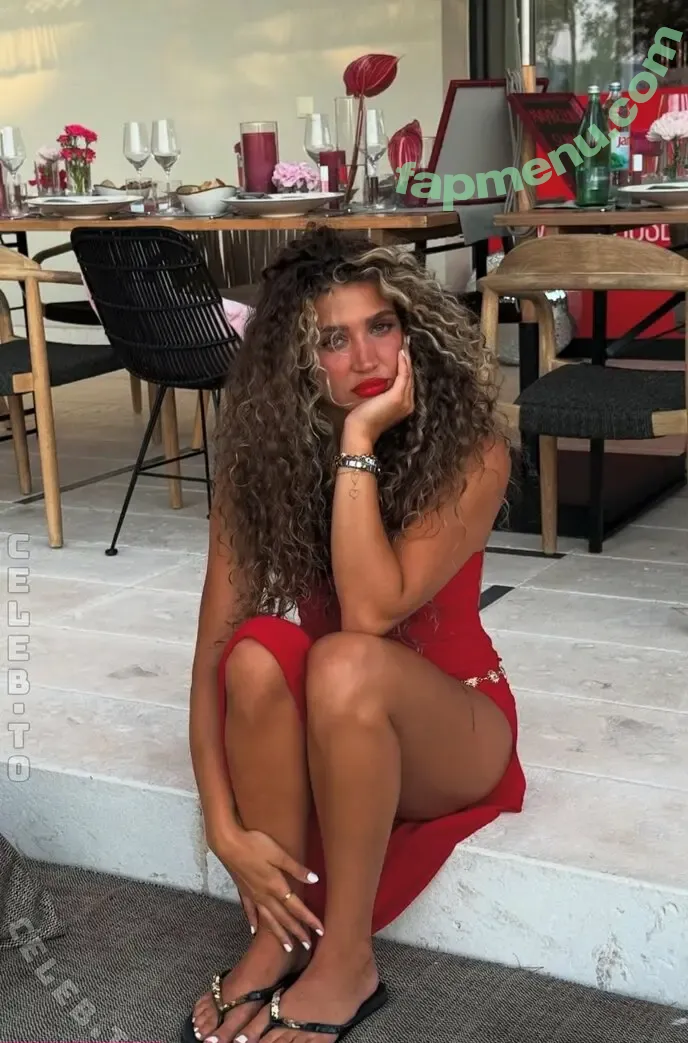 Joana Salamone nude photo #0199 (joana.salamone)