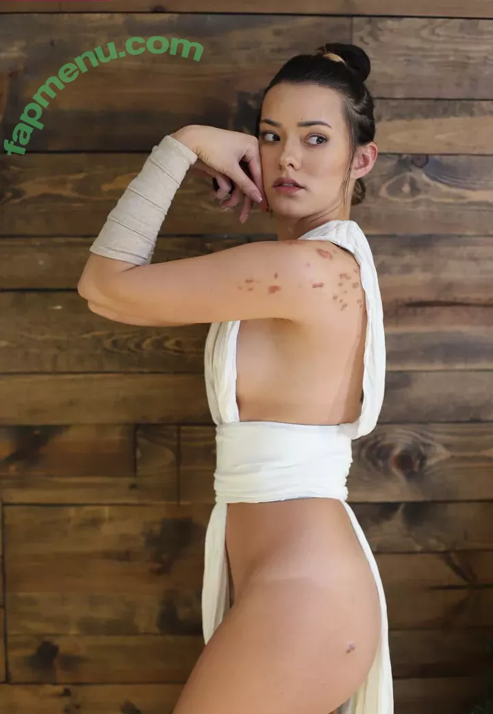 Joanie Brosas nude photo #0150 (JoanieBrosas)