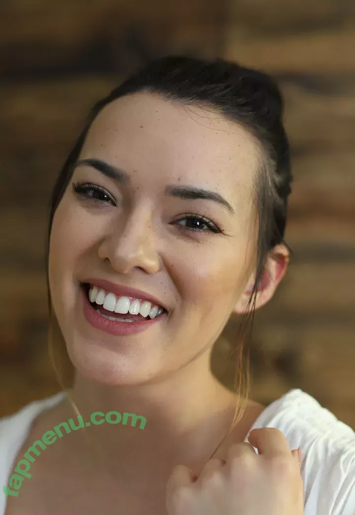 Joanie Brosas nude photo #0426 (JoanieBrosas)