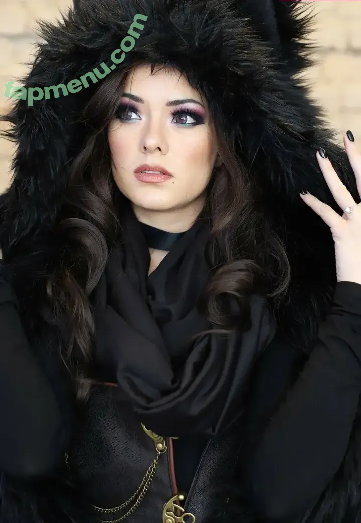 Joanie Brosas nude photo #1565 (JoanieBrosas)