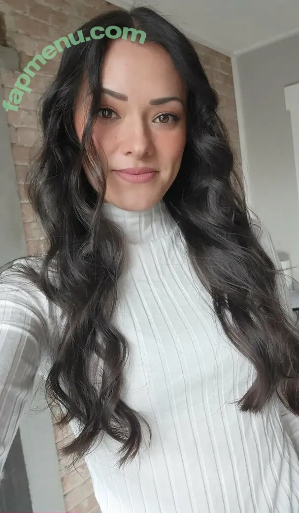 joaniebrosas nude photo #0001 (joaniebrosas)