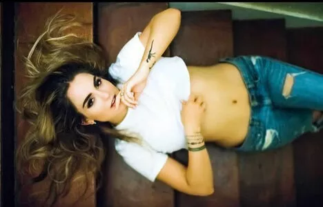 Joanna Jojo Levesque / iamjojo nude photo #0046