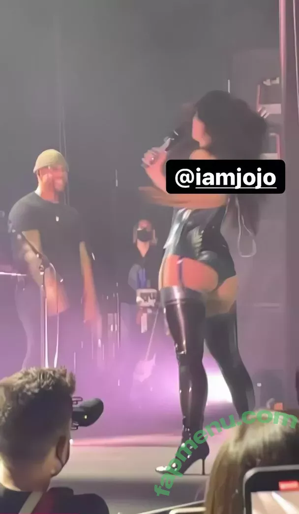 Joanna Jojo Levesque nude photo #0005 (iamjojo)