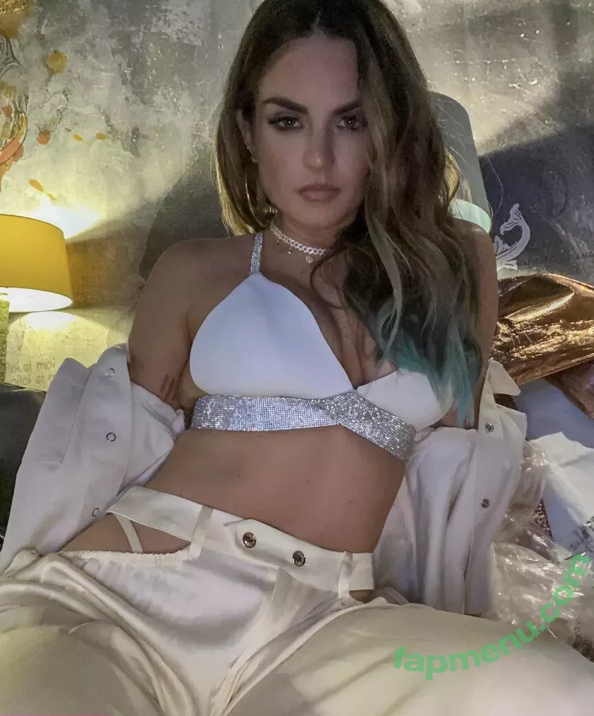Joanna Jojo Levesque nude photo #0054 (iamjojo)