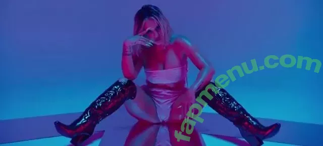 Joanna Jojo Levesque nude photo #0106 (iamjojo)