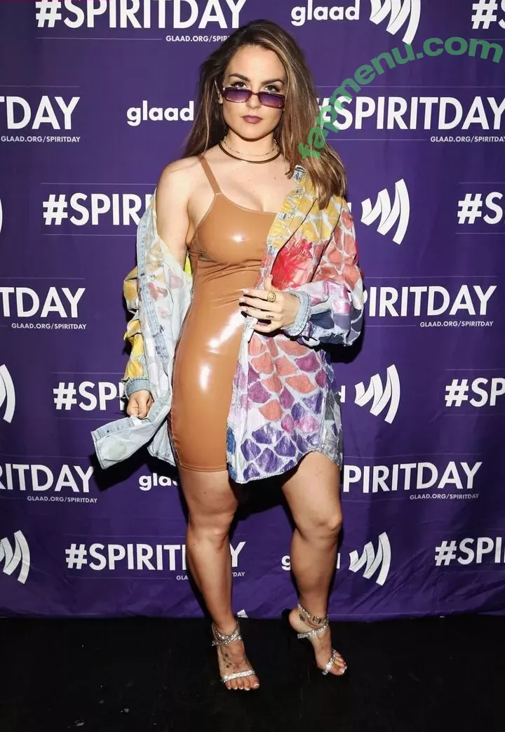 Joanna Jojo Levesque nude photo #0108 (iamjojo)