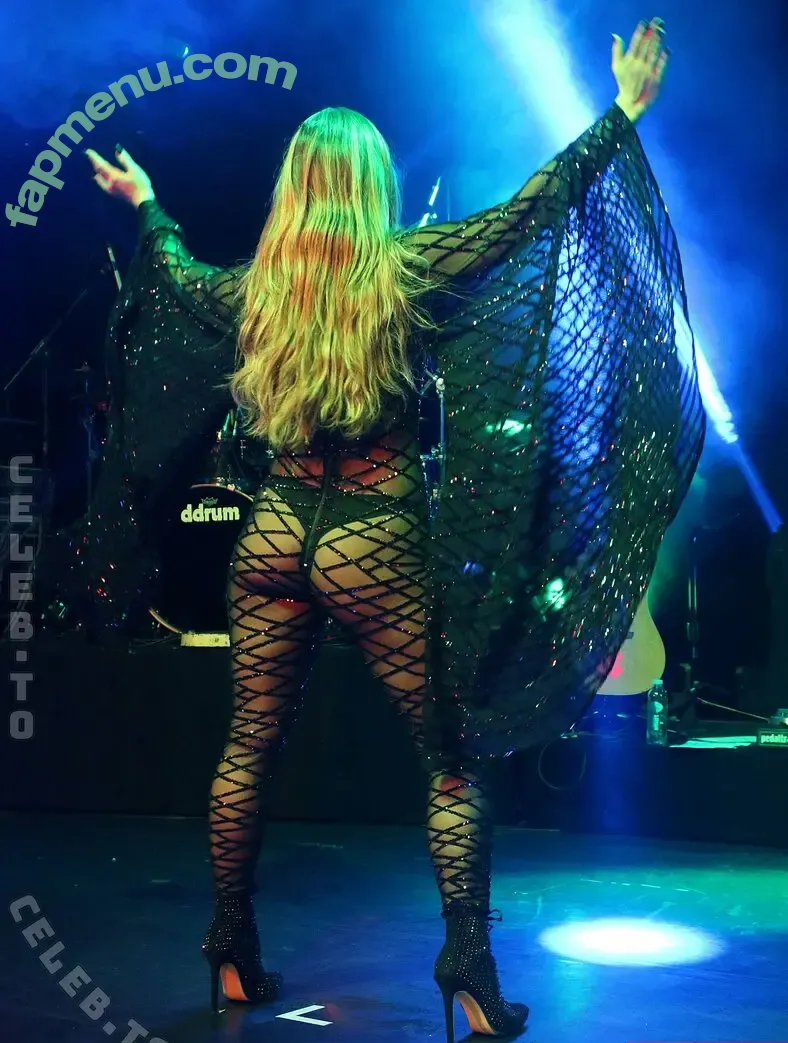 Joanna Levesque nude photo #0168 (iamjojo / iamjojoofficial)