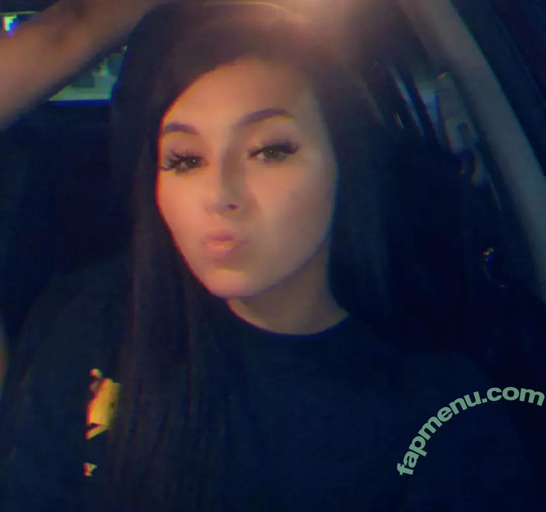 Joanna O'Keefe nude photo #0010 (Jo / hahawhateverjoe / livinforthecheck)