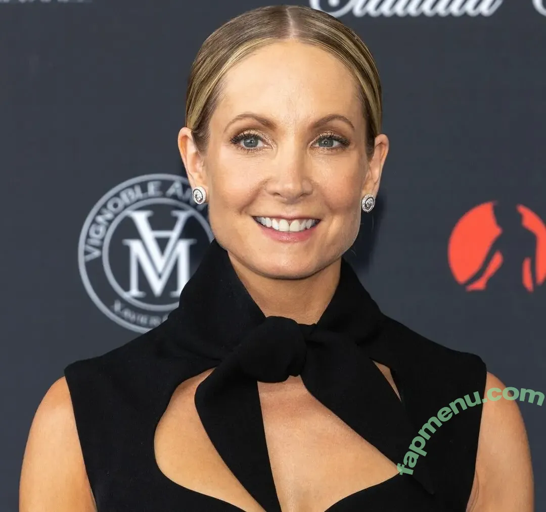 Joanne Froggatt nude photo #0075 (jofroggatt)