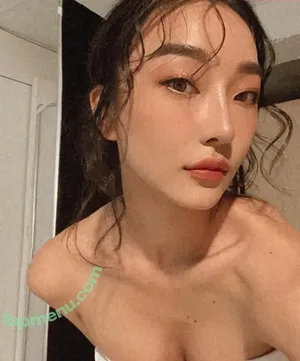  nude photo #0002