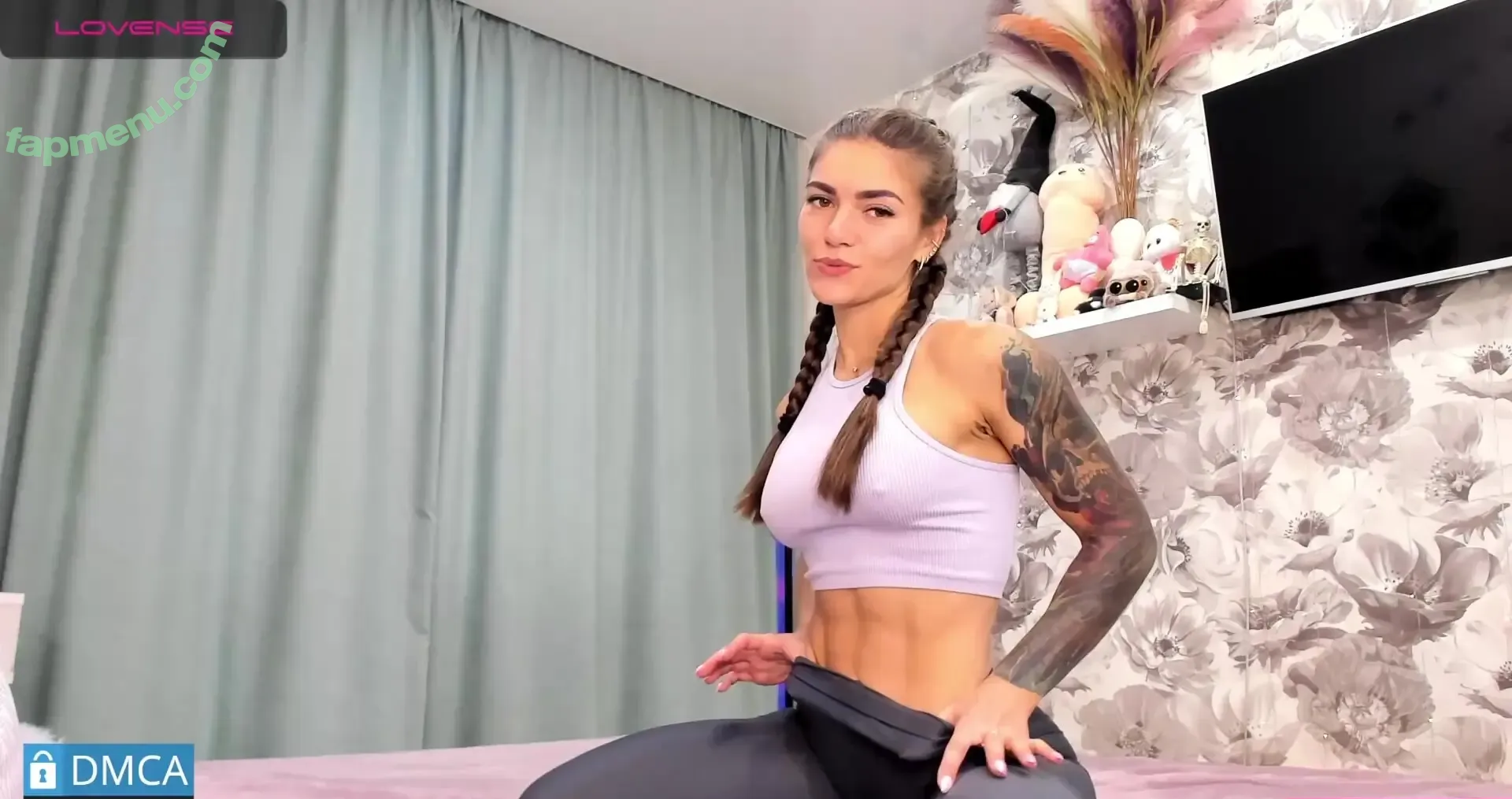 JocondaLisa nude photo #0020 (JocondaLisa)