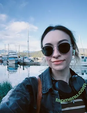 Jodelle Ferland / jodellemicah nude photo #0076