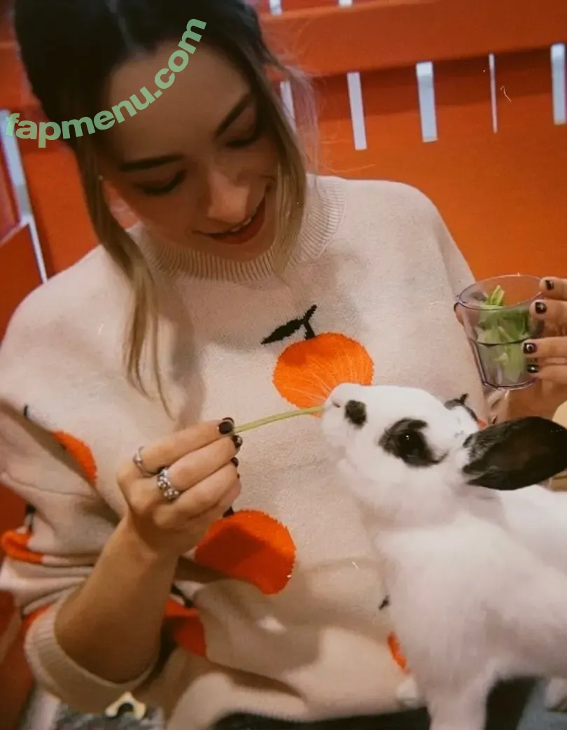 Jodelle Ferland nude photo #0080 (jodellemicah)