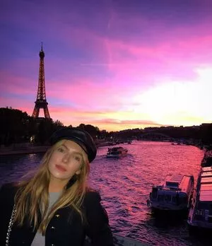 Jodie Comer / jodiemcomer nude photo #0001