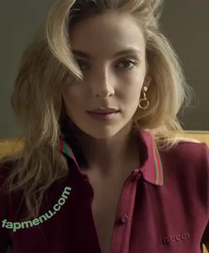 Jodie Comer / jodiemcomer nude photo #0409