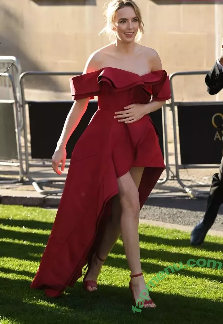 Jodie Comer nude photo #0151 (jodiemcomer)