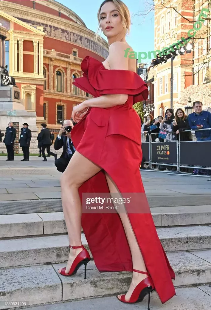 Jodie Comer nude photo #0153 (jodiemcomer)