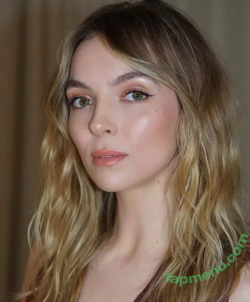 Jodie Comer nude photo #0213 (jodiemcomer)