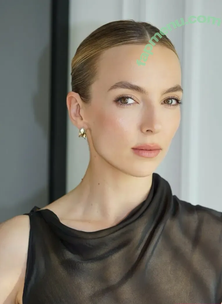 Jodie Comer nude photo #0433 (jodiemcomer)