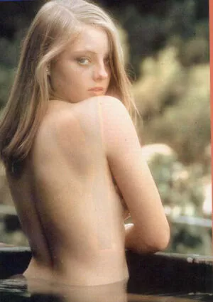 Jodie Foster / _jodiefoster_ nude photo #0056