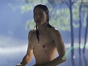 Jodie Foster / _jodiefoster_ nude photo #0075