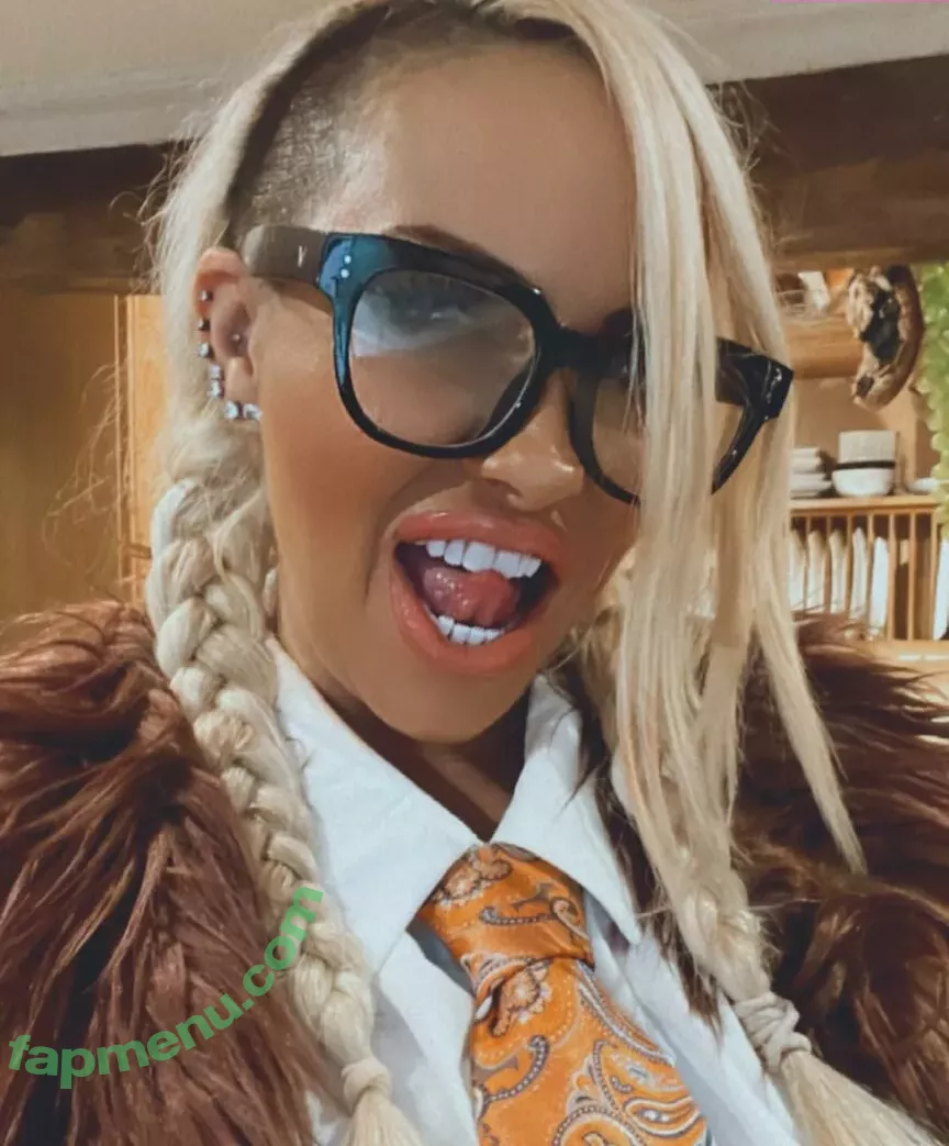 Jodie Marsh nude photo #0183 (jodiemarsh / jodiemarshtv)