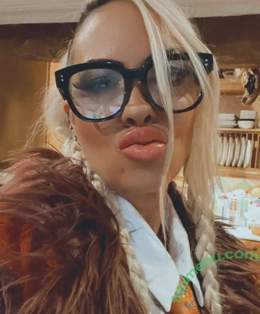 Jodie Marsh nude photo #0185 (jodiemarsh / jodiemarshtv)