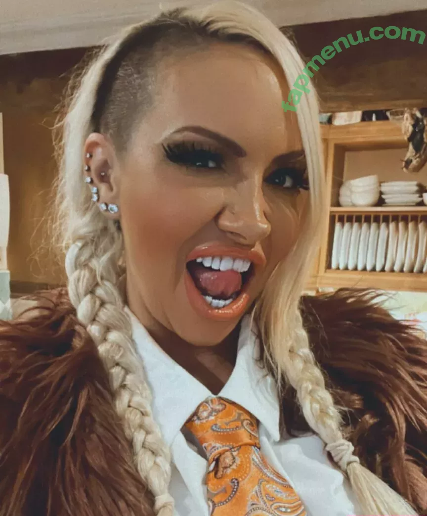 Jodie Marsh nude photo #0187 (jodiemarsh / jodiemarshtv)