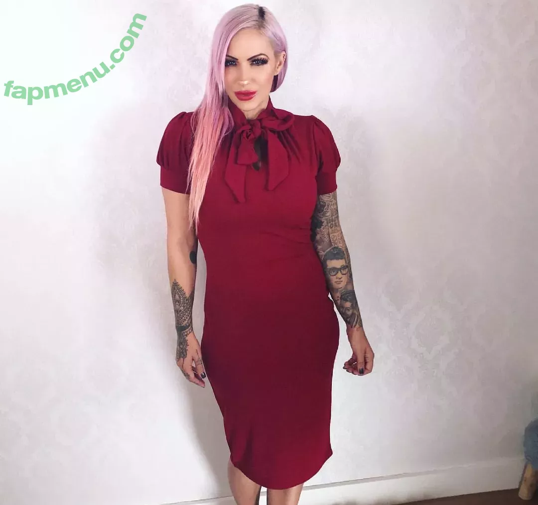 Jodie Marsh nude photo #0209 (jodiemarsh / jodiemarshtv)