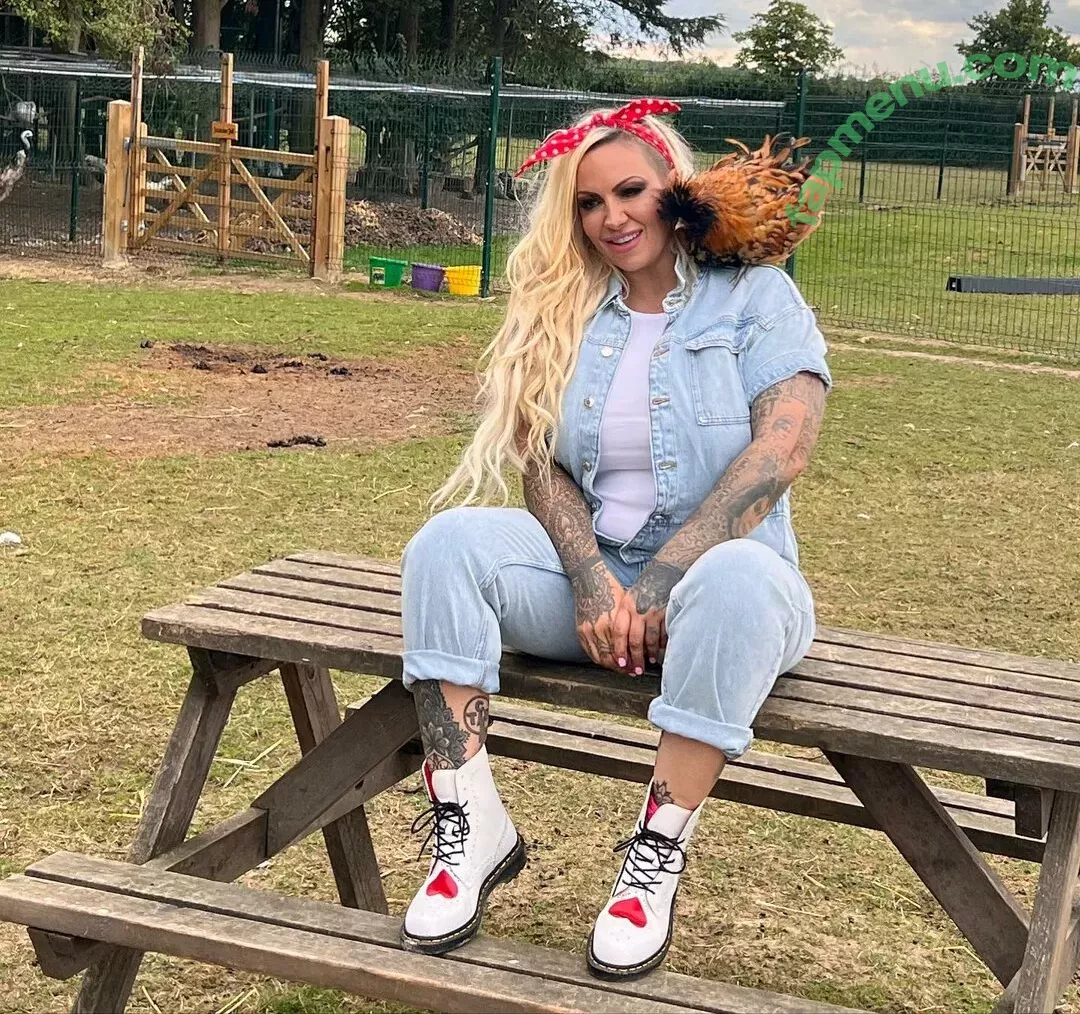 Jodie Marsh nude photo #0413 (jodiemarsh / jodiemarshtv)