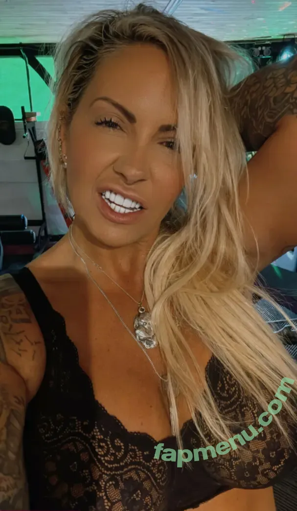 Jodie Marsh nude photo #0603 (jodiemarsh / jodiemarshtv)