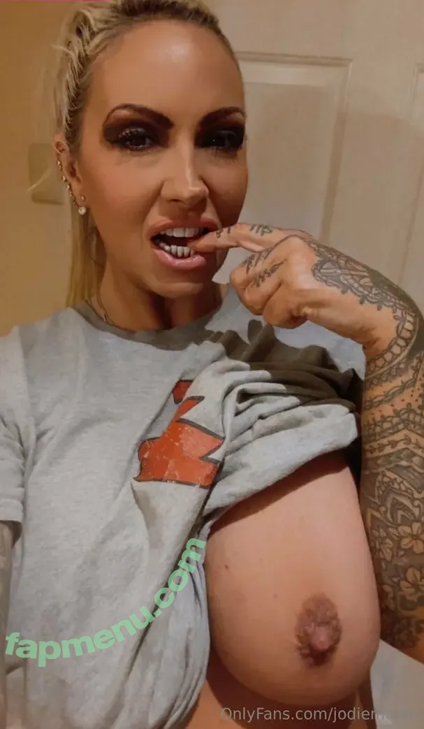 Jodie Marsh nude photo #0613 (jodiemarsh / jodiemarshtv)