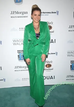 Jodie Sweetin / jodiesweetin nude photo #0146