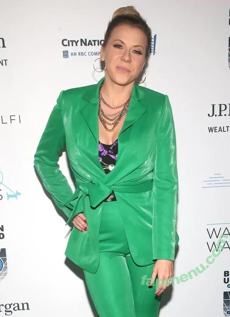 Jodie Sweetin nude photo #0145 (jodiesweetin)