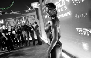 Jodie Turner-Smith / jodiesmith nude photo #0152