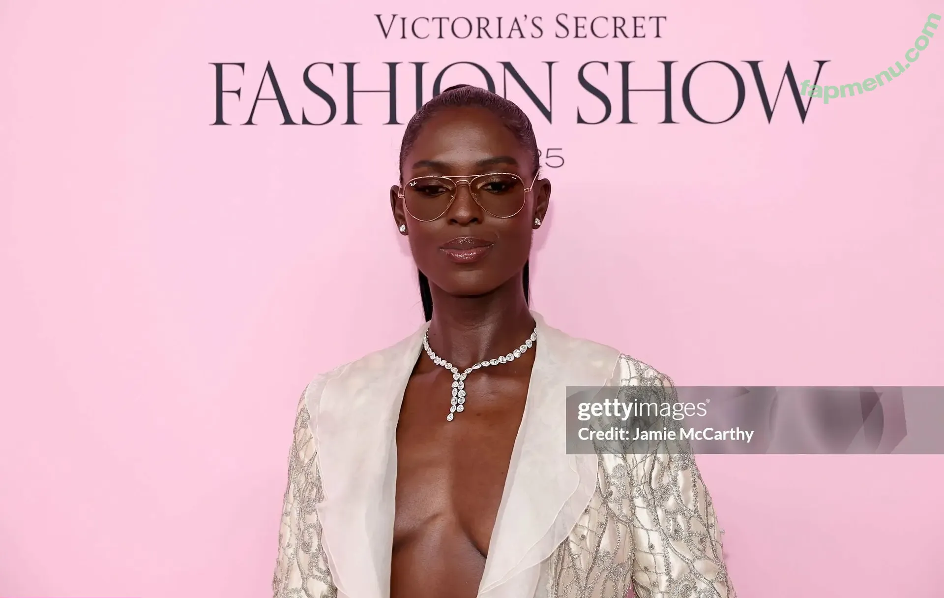 Jodie Turner-Smith nude photo #0187 (jodiesmith)